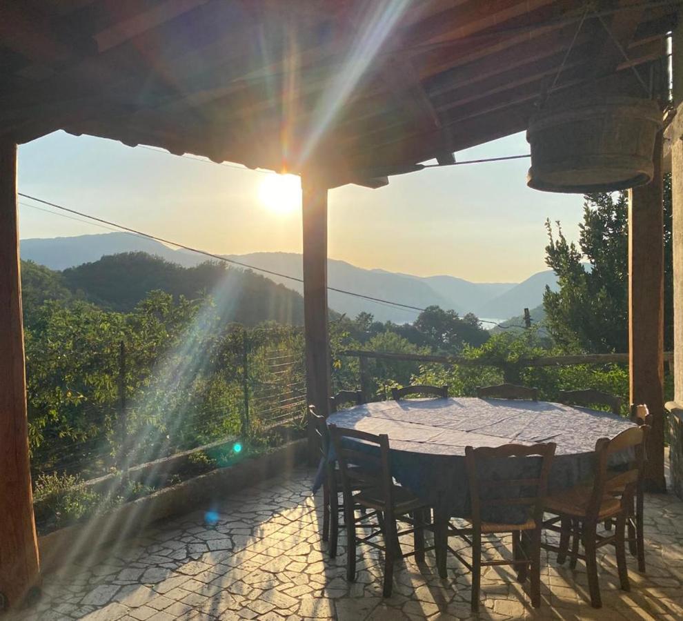 Agriturismo I Due Regni Petrella Salto Exterior foto